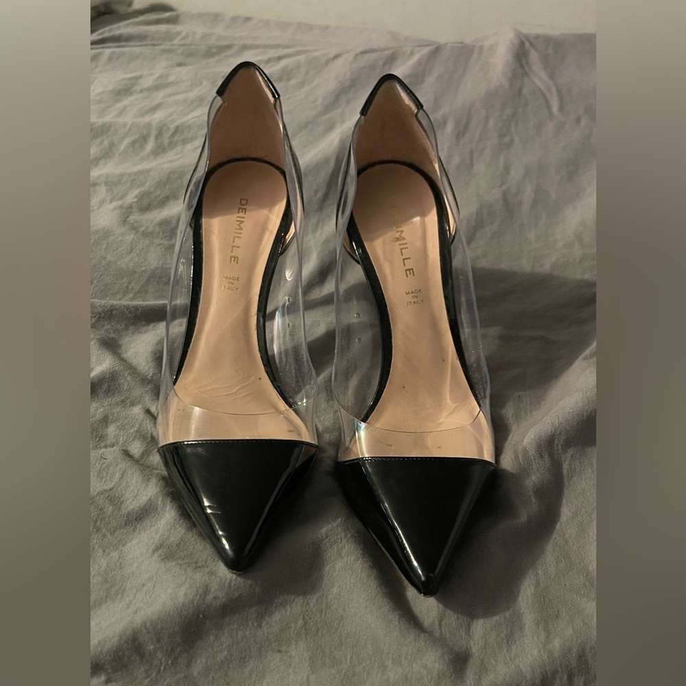 DEIMILLE heals!! they are in pretty good condition! Have been lightly worn.